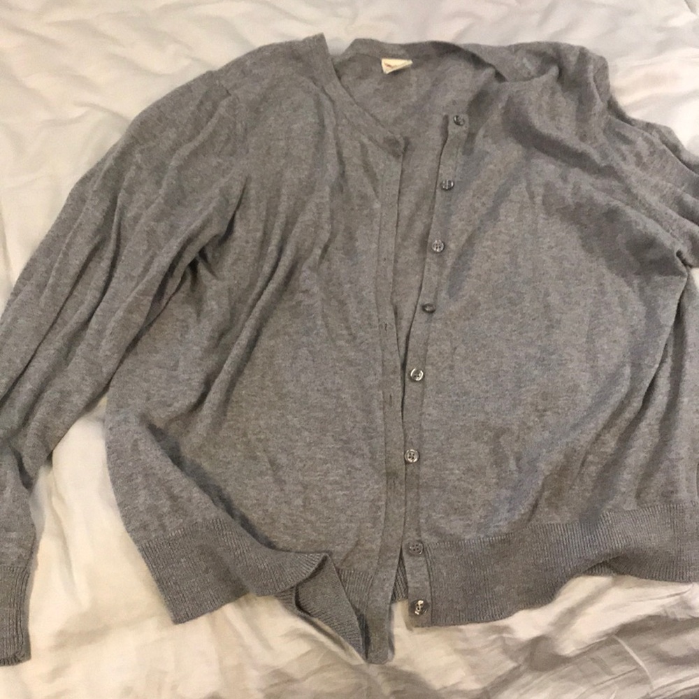 Grey cardigan